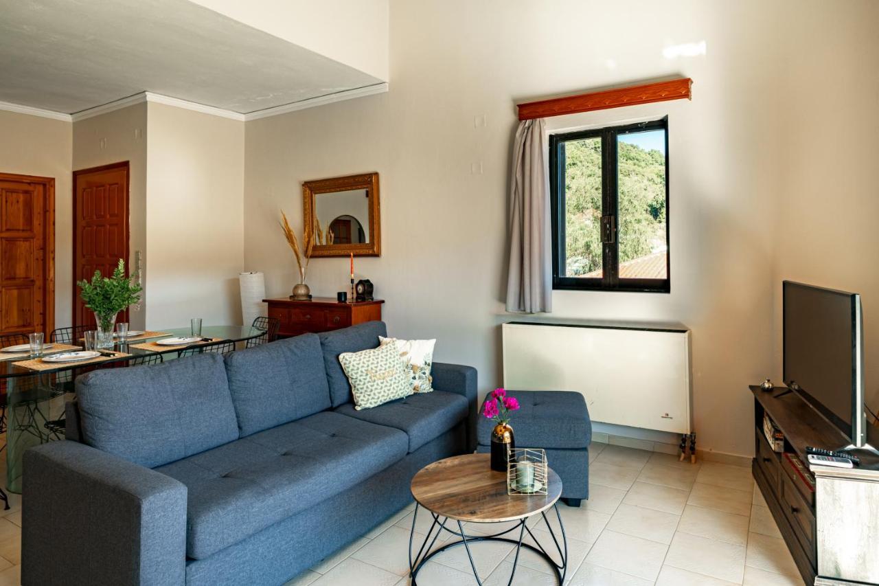 Golden Flower'S Apartment Poros  Exteriör bild