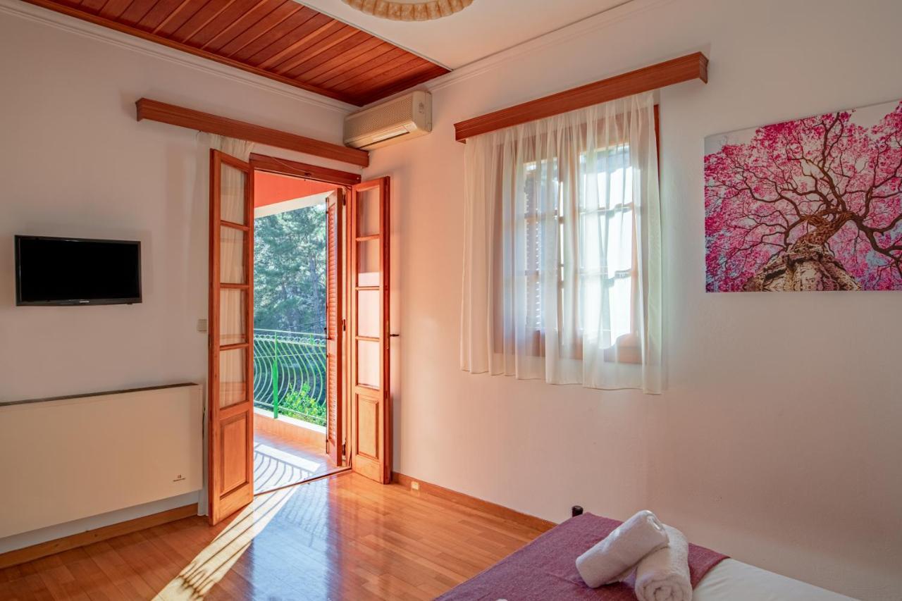 Golden Flower'S Apartment Poros  Exteriör bild